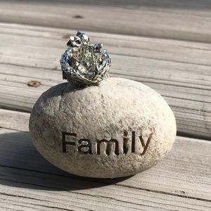2/$18 MINI DECORATIVE STONE WITH WORD FAMILY
